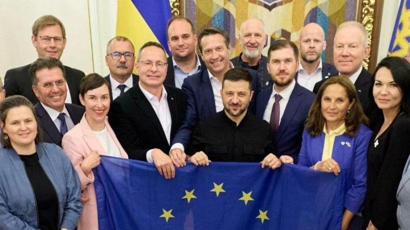 Új taggal bővült az ukránszimpatizáló baloldali közösség: a Momentum egykori elnöke is csatlakozott ehhez a színes és változatos társasághoz (VIDEÓ)