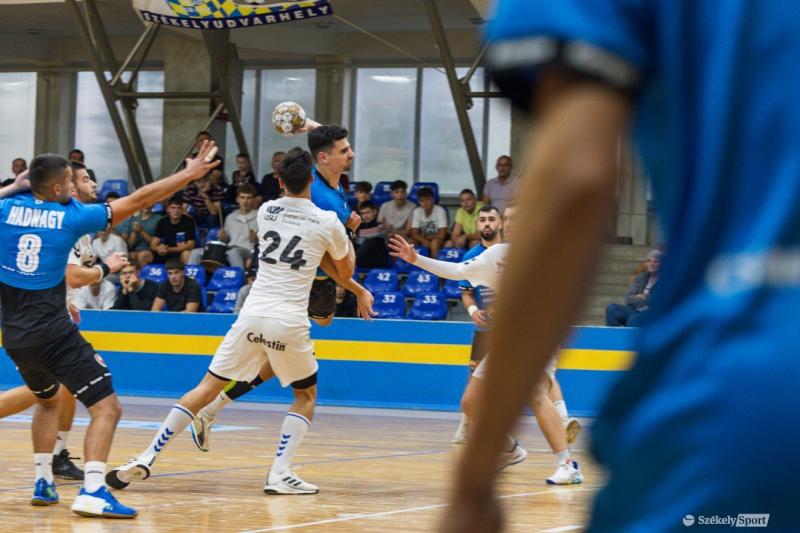 A játék kissé döcögősen indult, de végül a VSK Székelyudvarhely sikerrel zárta a meccset. | Székely Sport