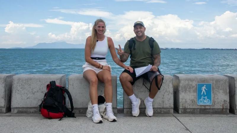 Sorsfordító esemény: Curtis és Judit külön utakon folytatják az Ázsia Expressz izgalmas kalandját.