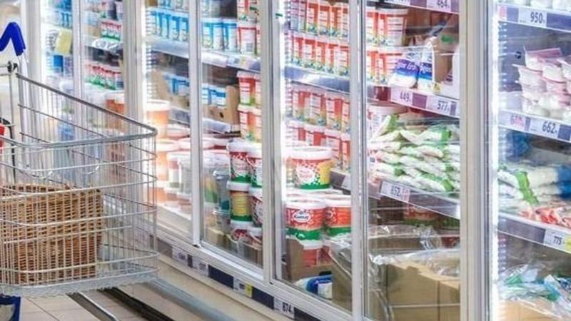 A ravasz tolvaj ellopott pénzből vásárolta meg a csokikat, melyek szintén nem tiszta forrásból származtak. De ez csupán a kezdet volt, hiszen a bűnöző mesterkedései még számos meglepetést tartogattak.