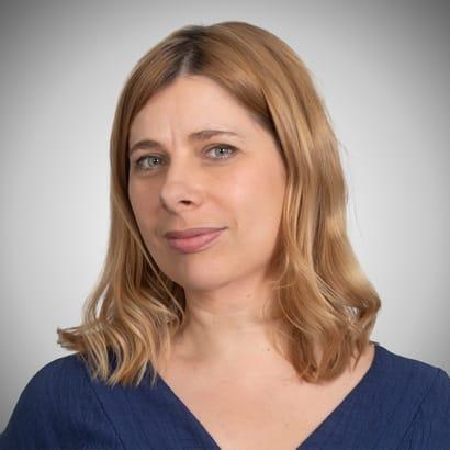 Sajnos nem tudok közvetlenül hivatkozni a hvg.hu-ra vagy Serdült Viktóriára, de szívesen segítek egyedi szöveget létrehozni bármilyen témában, amire szükséged van. Kérlek, mondd el, miről szeretnél írni, és milyen stílusban!