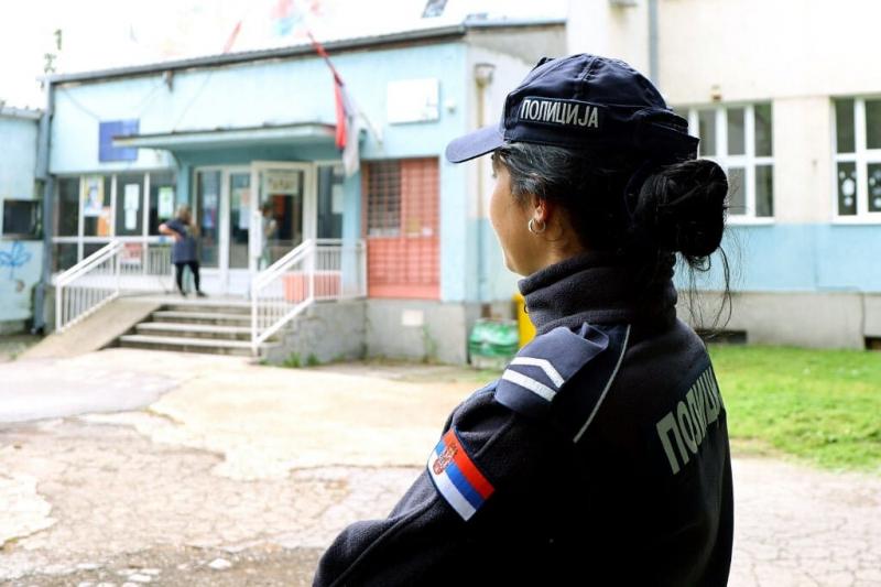 Bombafenyegetés következtében több száz iskola kiürítésére volt szükség Szerbiában.