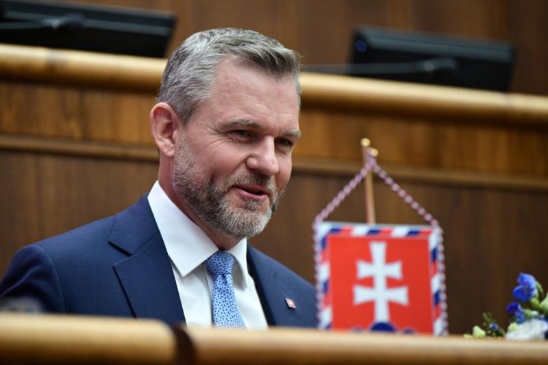 A belügyminisztérium határozatot hozott, melynek értelmében visszavonta a Pellegrini számára kiszabott 10 ezer eurós bírságot.