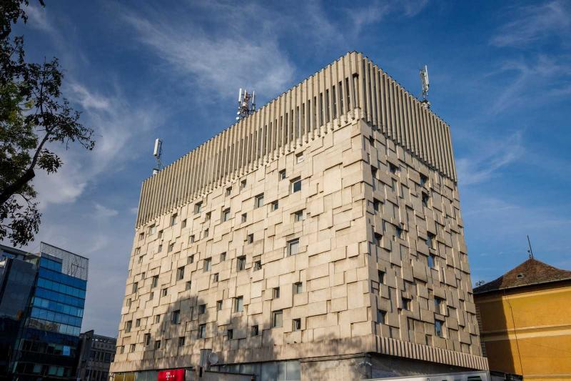 Kolozsvár Önkormányzata új fejezetet nyit a város életében: megszerzi a Telefonpalotát.